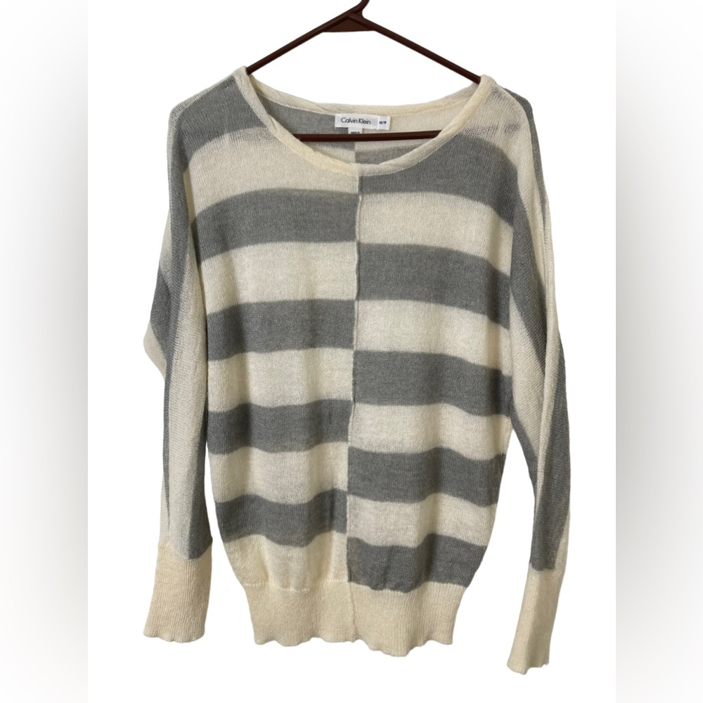 Calvin Klein Mohair Wool Blend Oversized Lightweight Cream &Grey Sweater Size XS